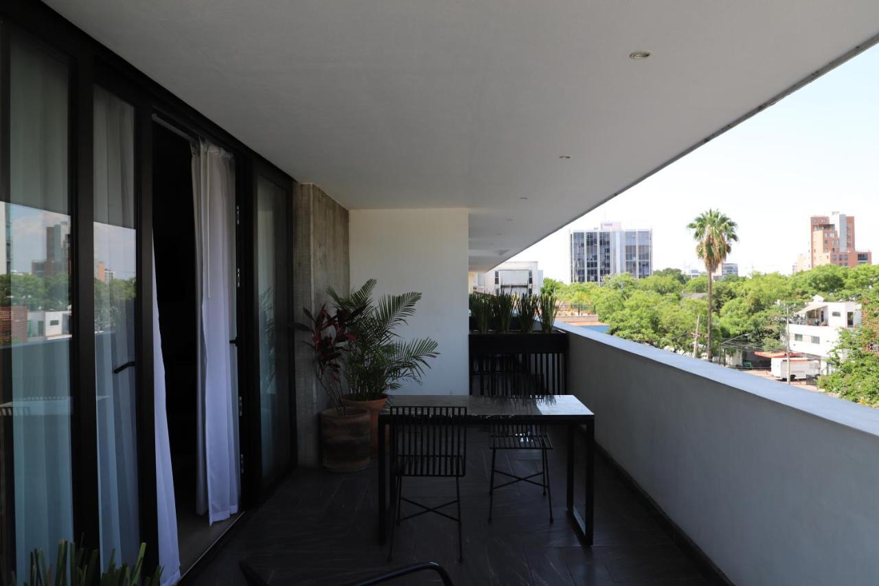 Bellwort Hotel Guadalajara Extérieur photo