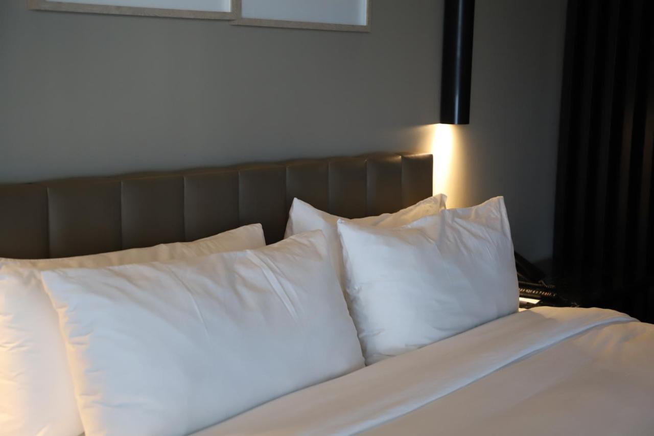 Bellwort Hotel Guadalajara Extérieur photo